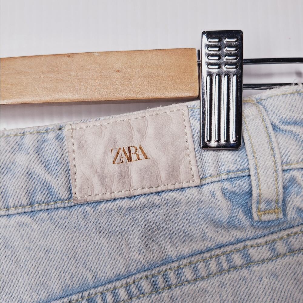 Zara Cut Off Denim Jean Shorts High Rise Women 4 Light Wash Distressed Festival - Picture 8 of 8